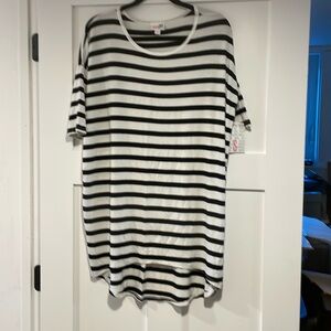 Lularoe Irma top NWT size small